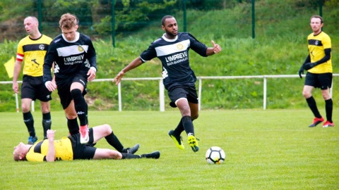 Elliant Fait Un Grand Pas Vers La Montée - Concarneau - Football ...