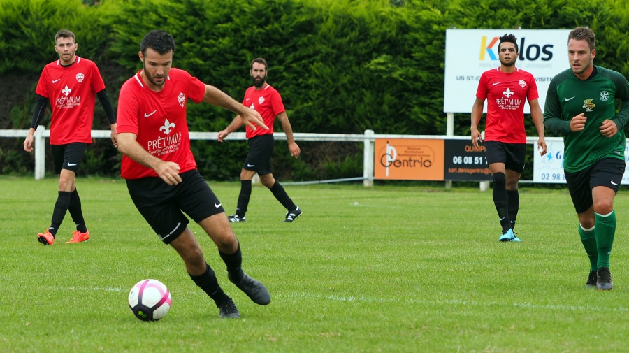 Rodolphe Le Guen S'engage à L'AST Landrévarzec - Pays-glazik - Football ...